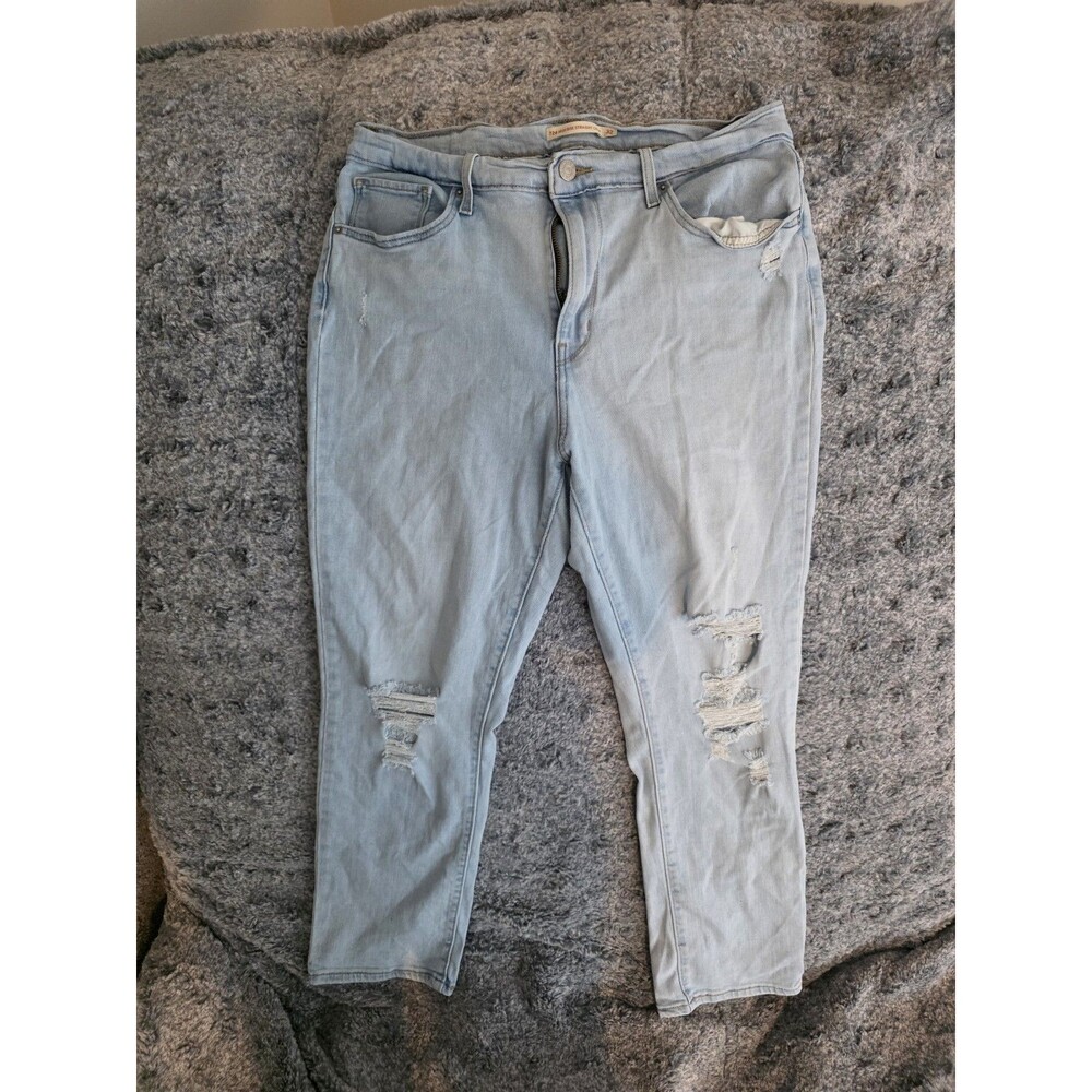 Womens Levi’s 724 High Rise Straight Crop Jeans Size 32 Light wash Denim Casual